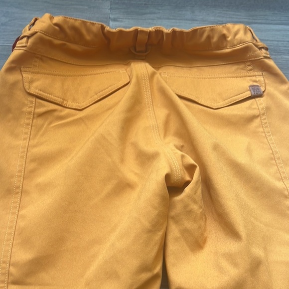 🔥Burton🔥 | Mustard yellow bell bottom snowboarding ski winter pants - Picture 16 of 16